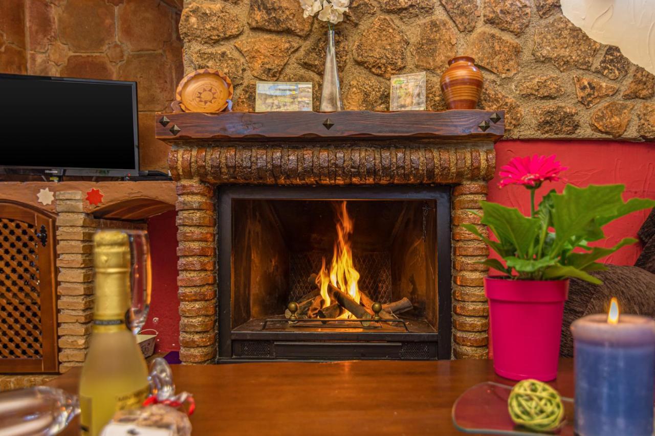 Cazorla Casas Cueva Guest House Hinojares Ngoại thất bức ảnh