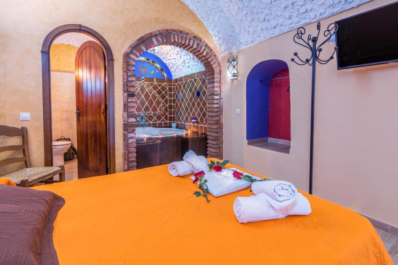 Cazorla Casas Cueva Guest House Hinojares Ngoại thất bức ảnh